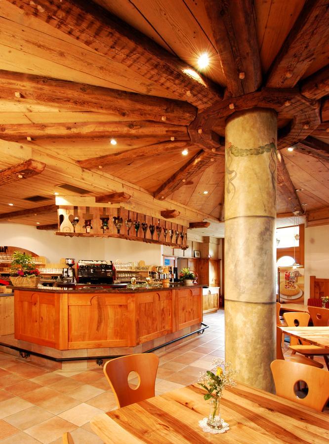 Hotel Loewenwirt Cermes Ngoại thất bức ảnh